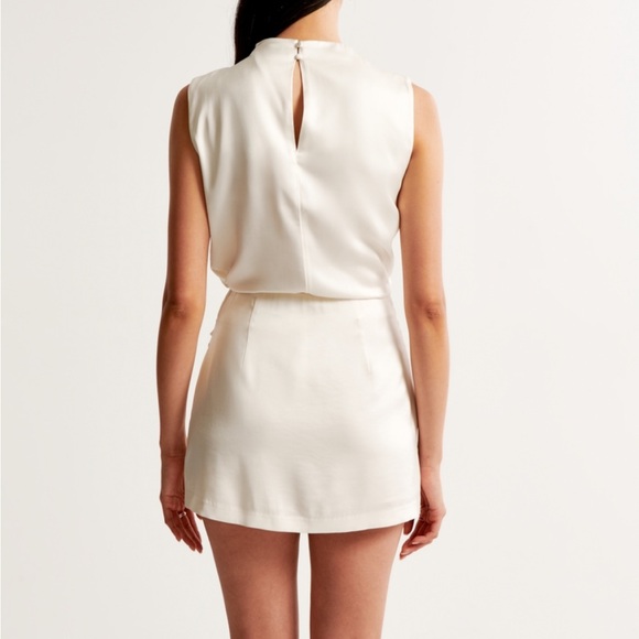 Satin draped mini skort - Picture 3 of 8